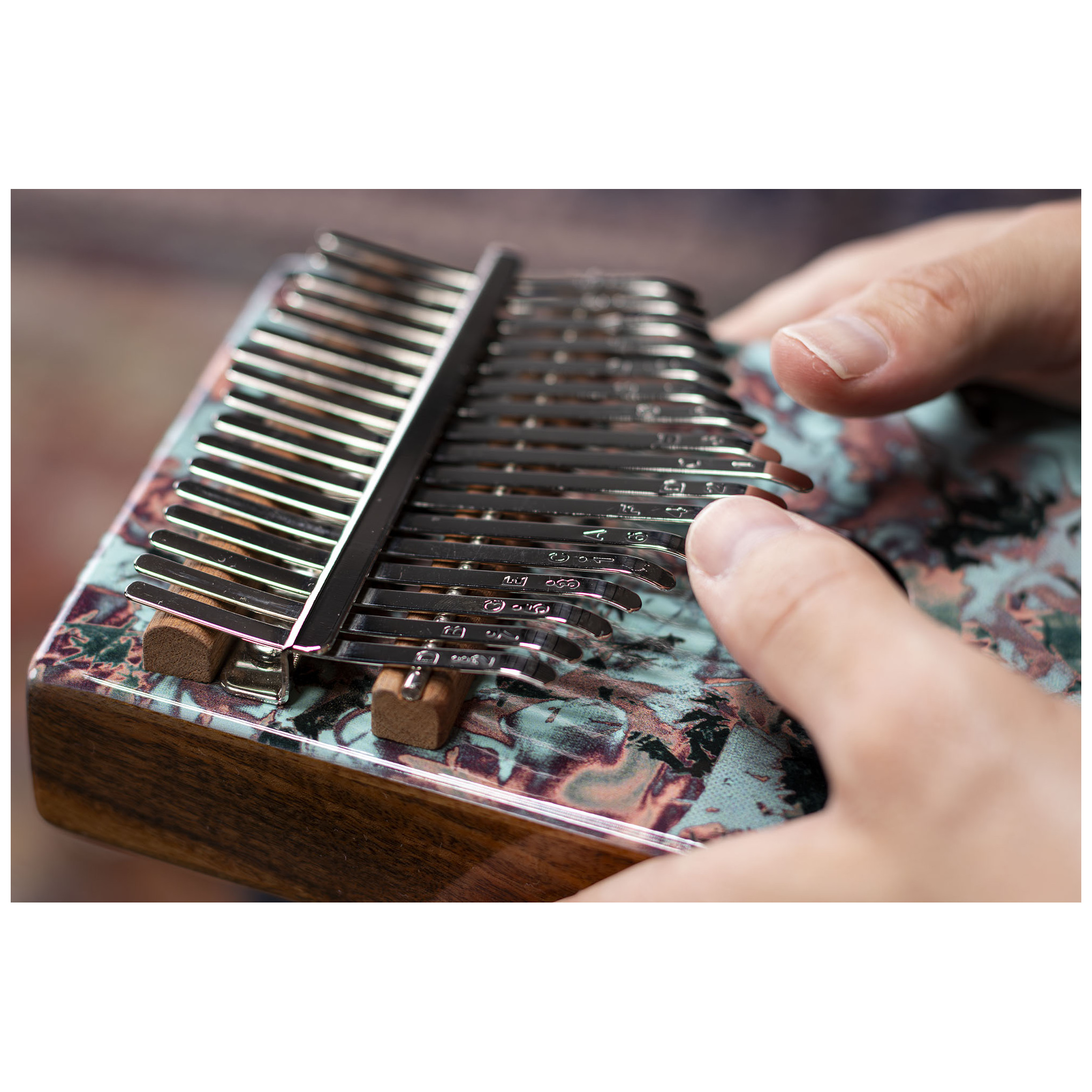 Meinl Percussion KA17CR - Sound Hole Designer Kalimba, Coral Reef 15