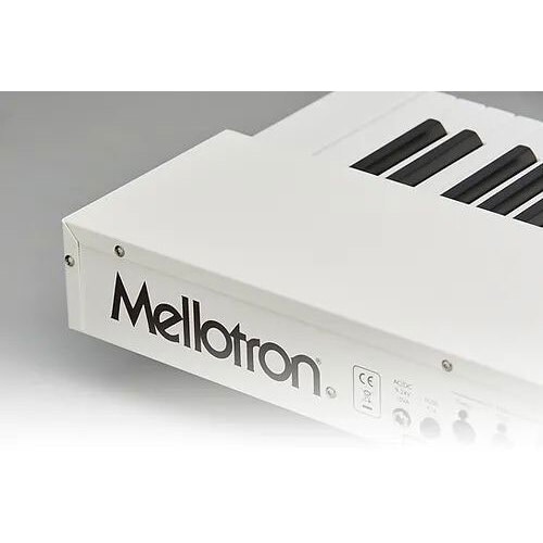  M4000D Mini 3