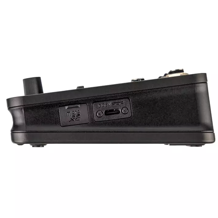Zoom LiveTrak L6max 4