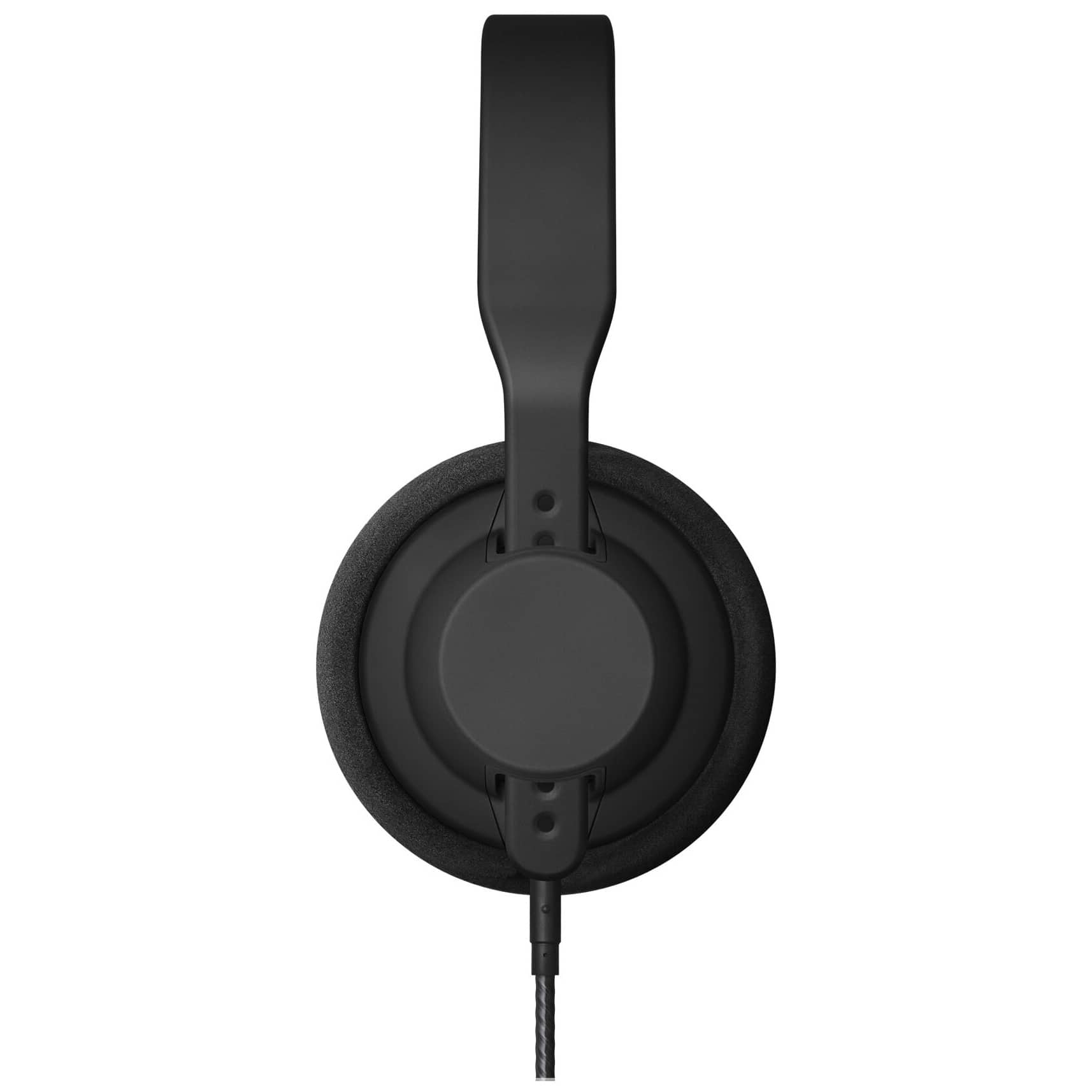 Aiaiai TMA-2 Studio 1