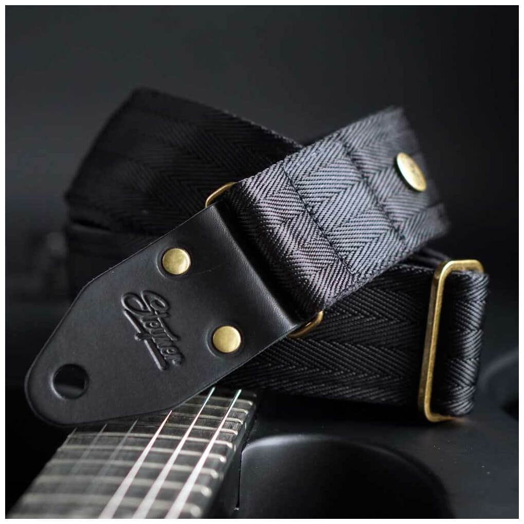 Steyner Straps Nylon Gitarrengurt Heavy Hakon schwarz-messing