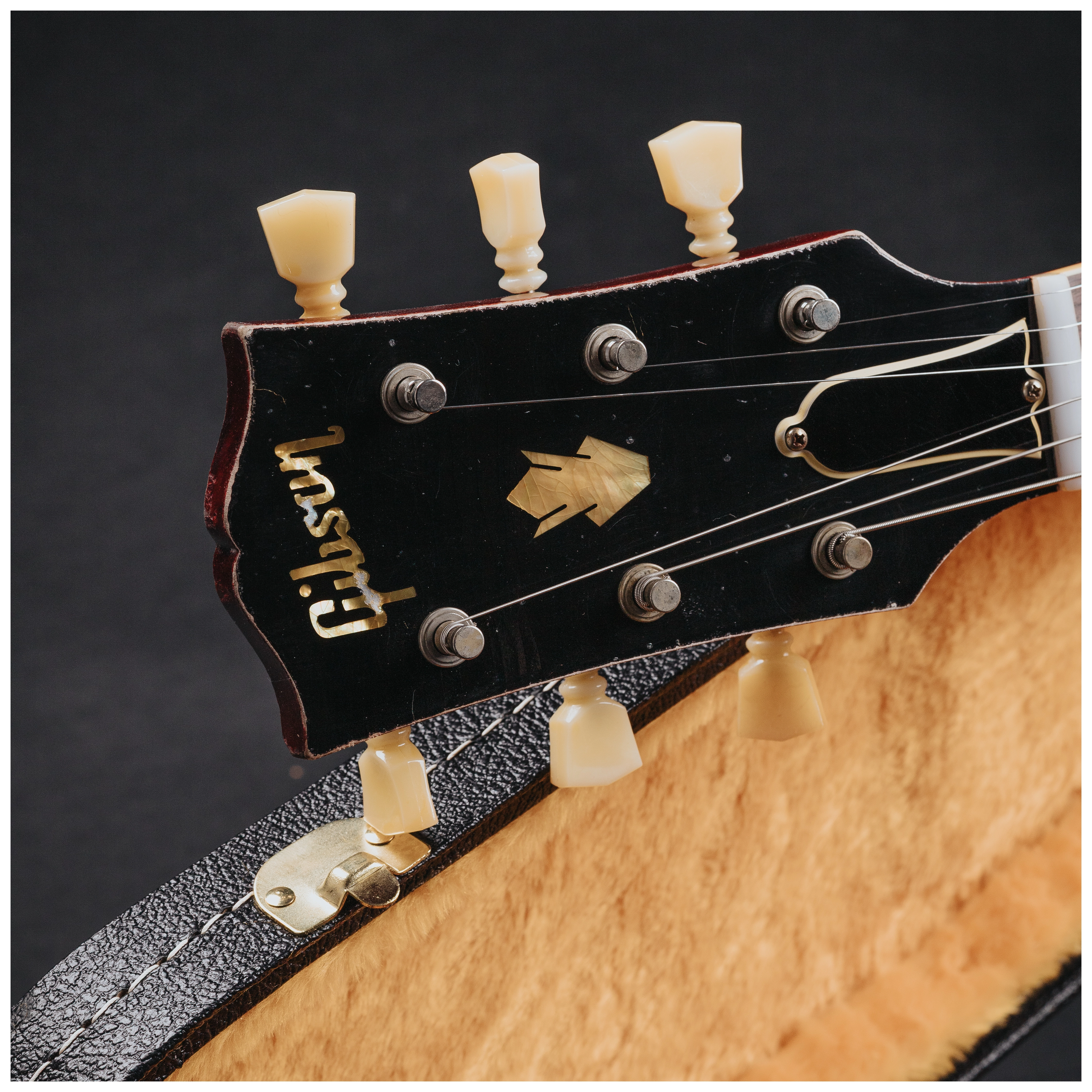 Gibson 64 SG Standard Cherry Long Maestro Heavy Aged Murphy Lab 31