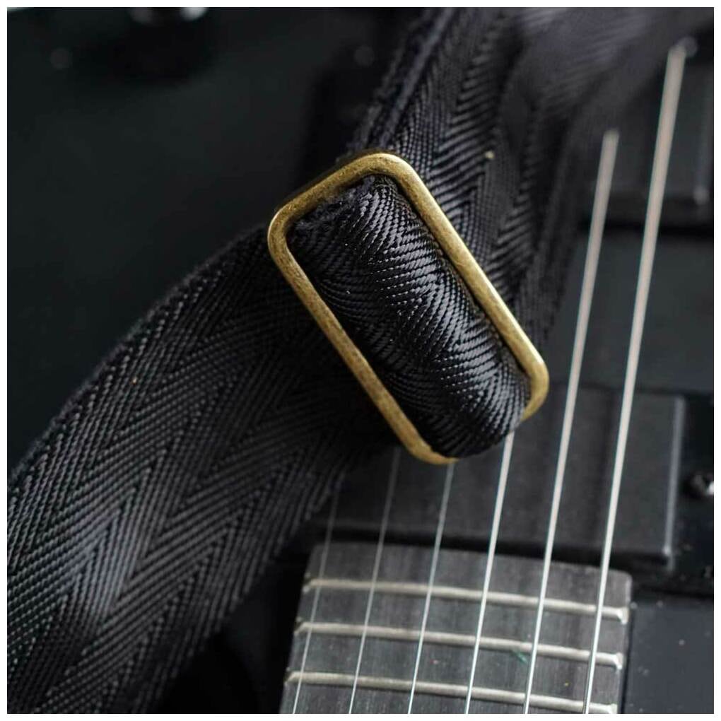 Steyner Straps Nylon Gitarrengurt Heavy Hakon schwarz-messing 4