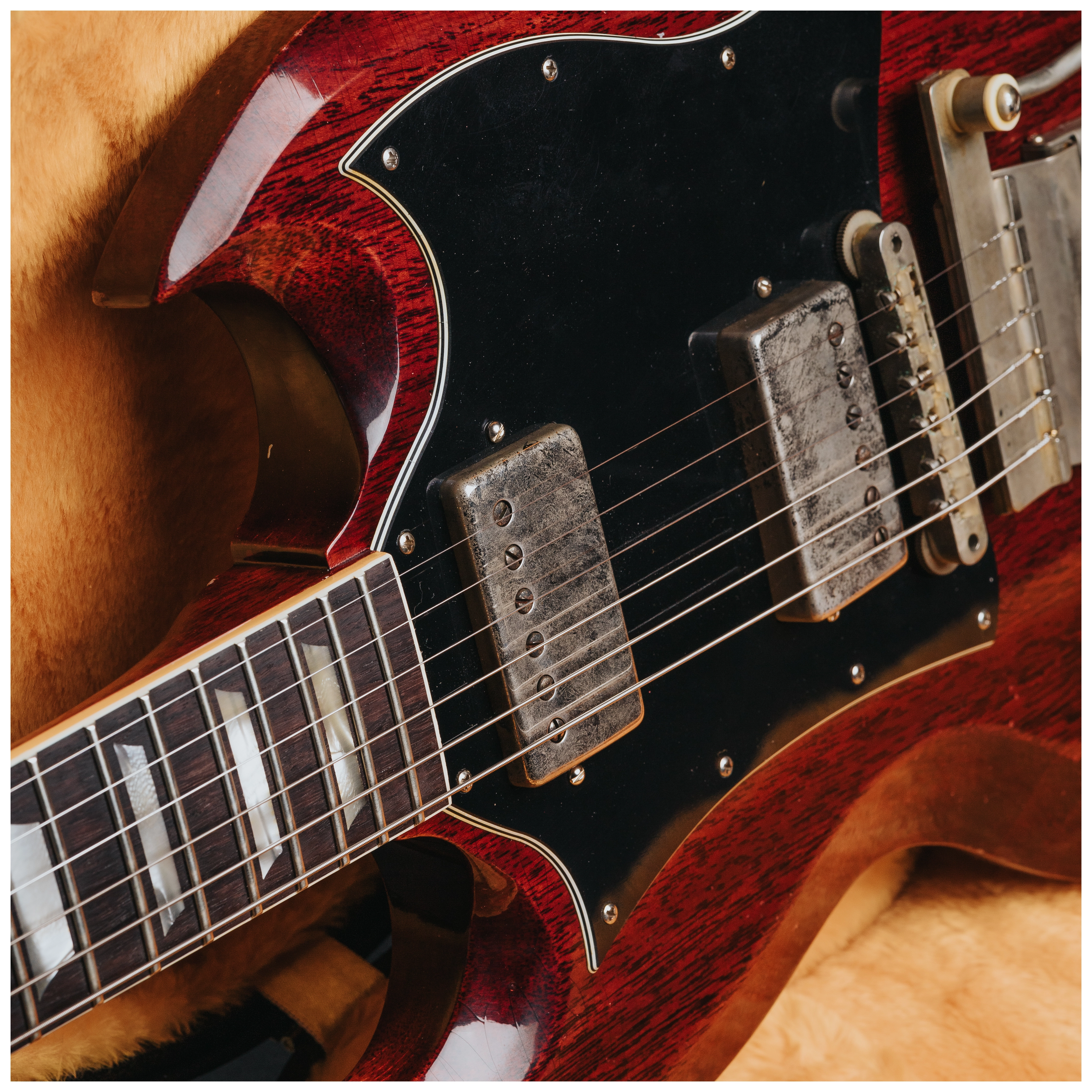 Gibson 64 SG Standard Cherry Long Maestro Heavy Aged Murphy Lab 32