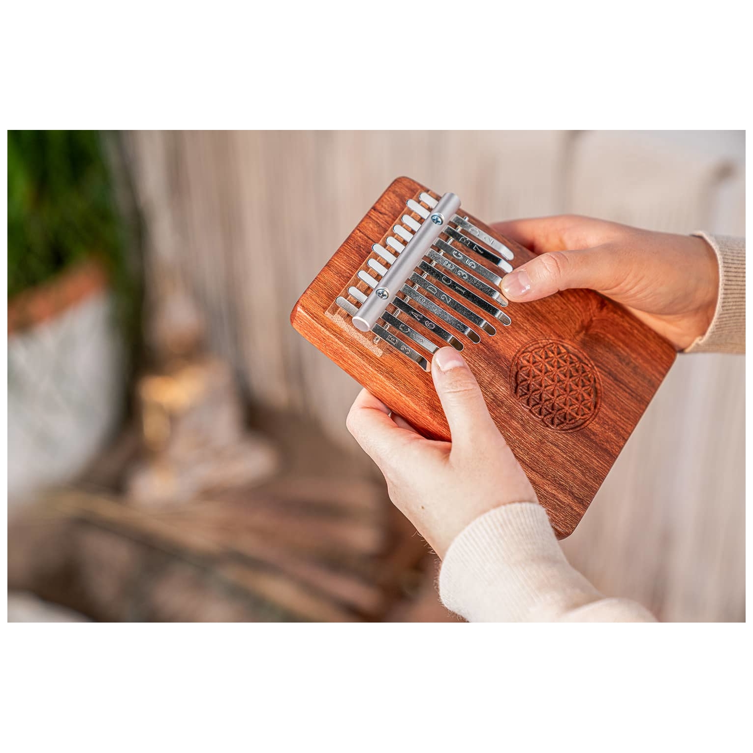 Meinl Sonic Energy - Meinl Sonic Energy KL1002FOL Solid Kalimba, 10 Töne, Blume des Lebens Sambesi-Mammutbaumho - 8