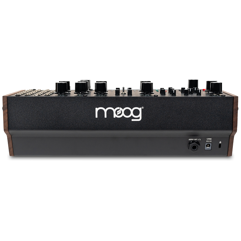 Moog Labyrinth 12